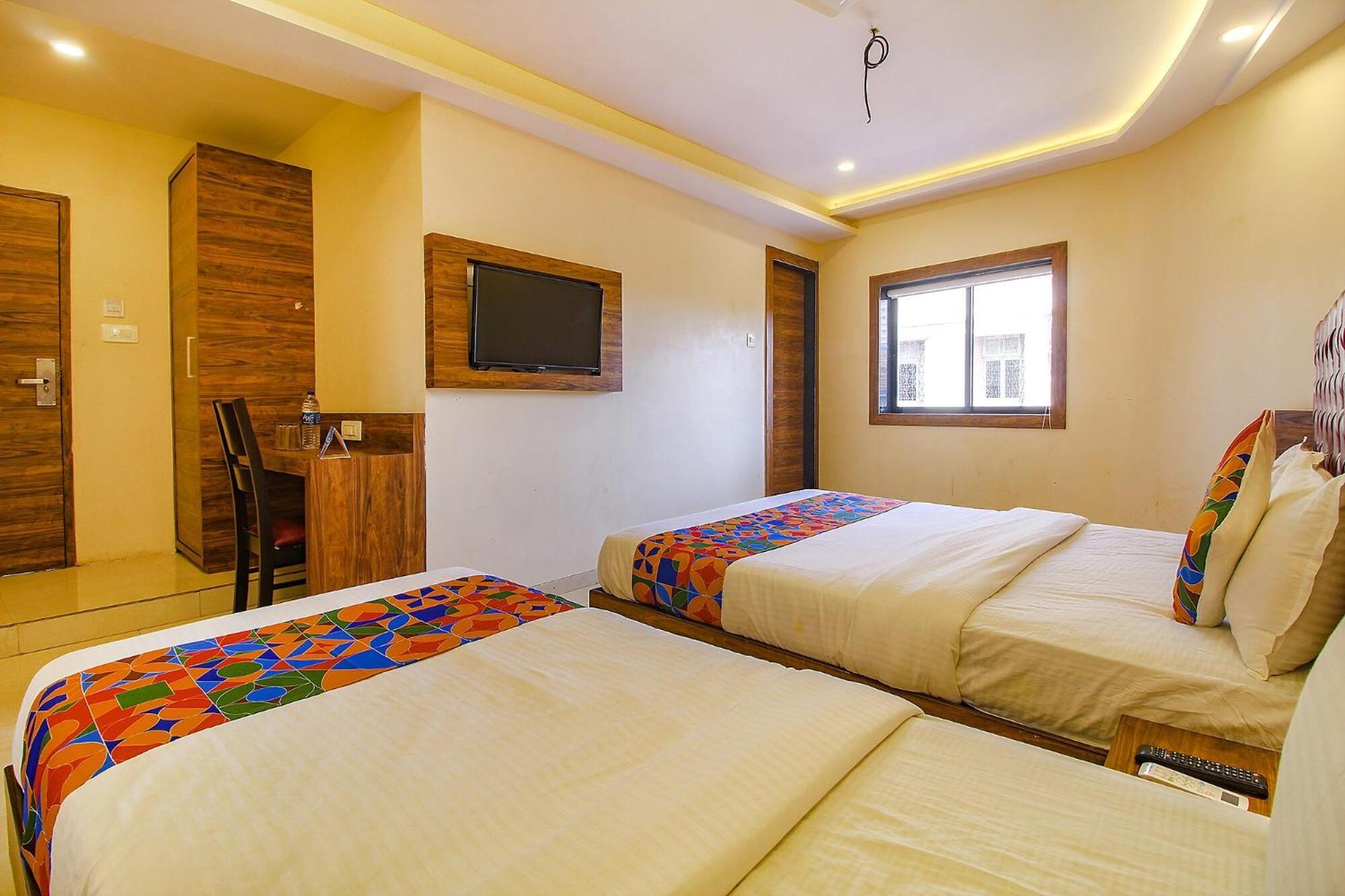 Fabhotel Peninsula - Nr Csmt Station มุมไบ ภายนอก รูปภาพ