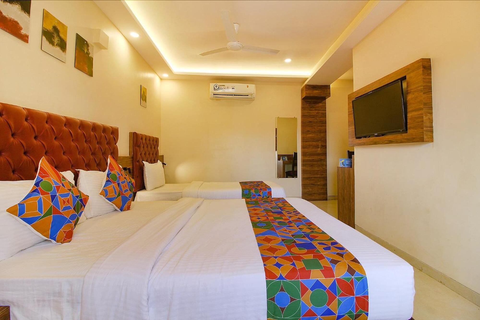 Fabhotel Peninsula - Nr Csmt Station มุมไบ ภายนอก รูปภาพ